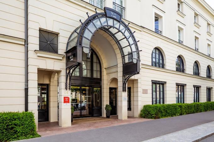 Disneyland Deluxe Flat, Outside Pool, Climatisation, 1 Min To Disney Parks Serris Exterior photo